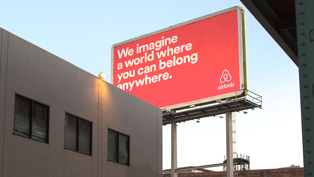 airbnb_apparely_billboard